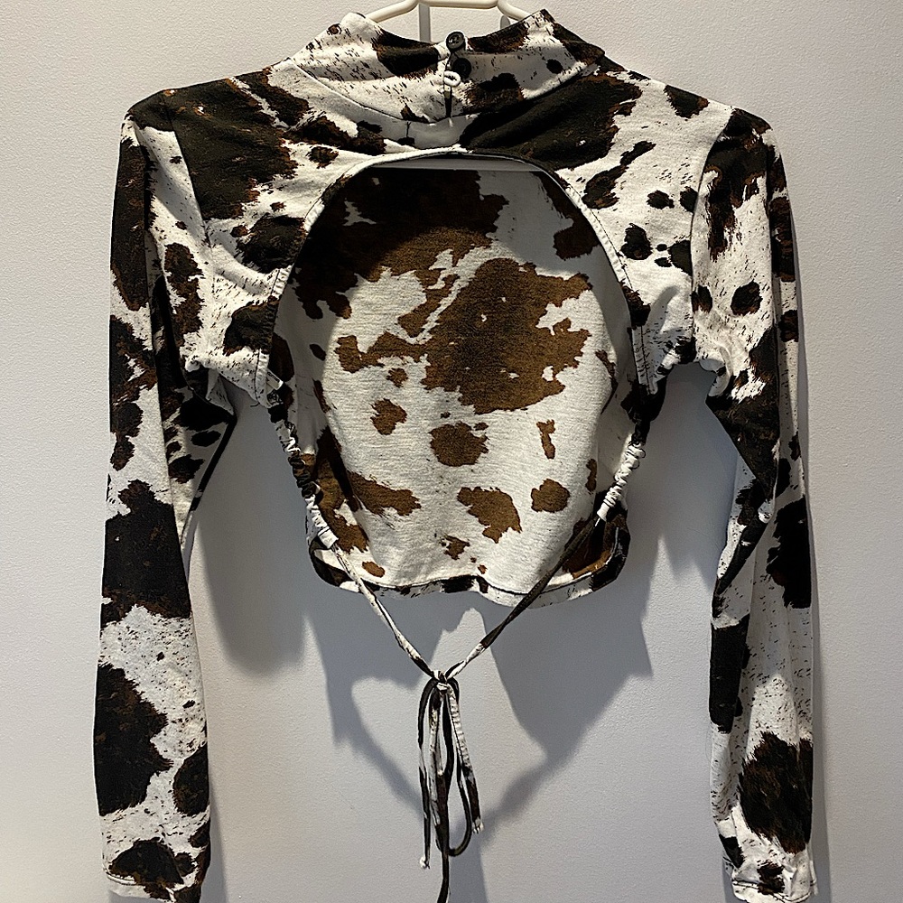 ❌NOT AVAILABLE❌ Motel Rocks CowPrint Top - Picture 2 of 4